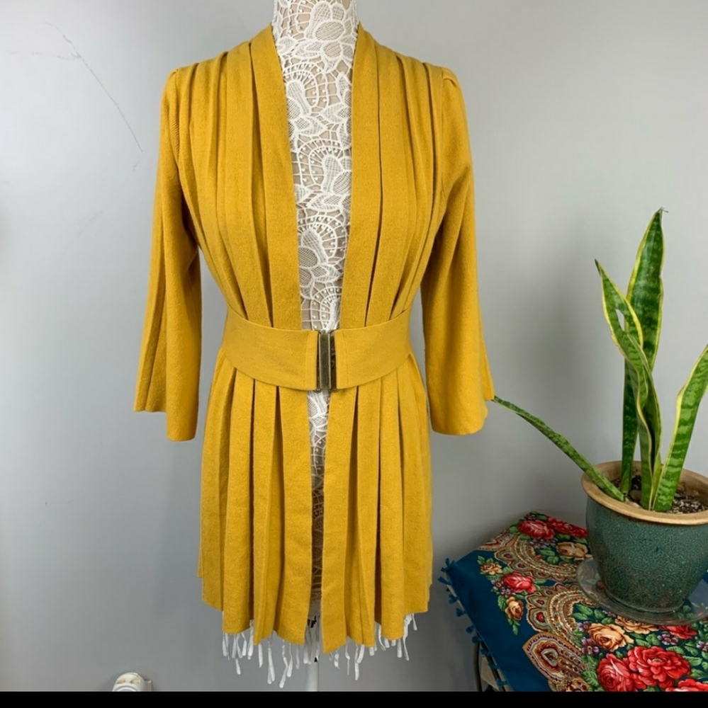 Anthropologie mustard colored sweater
